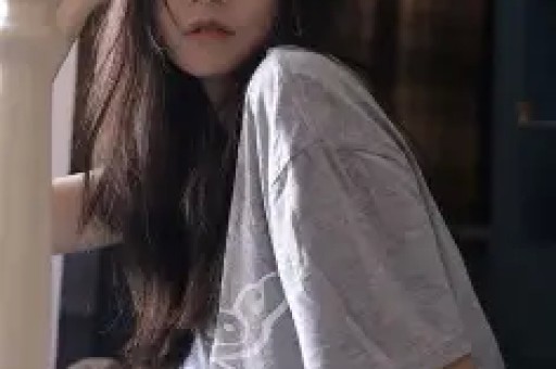文章疑似新恋情曝光与美女约会同回住处隔天开车送美女乘高铁